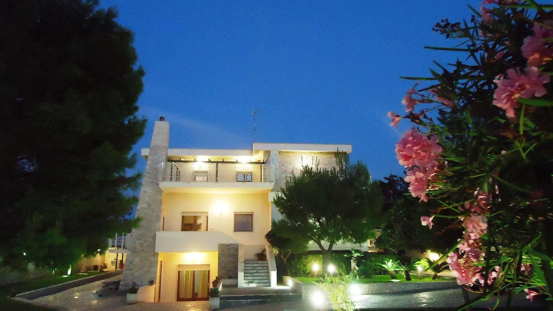 Konukevi Villa Dafne Bari
